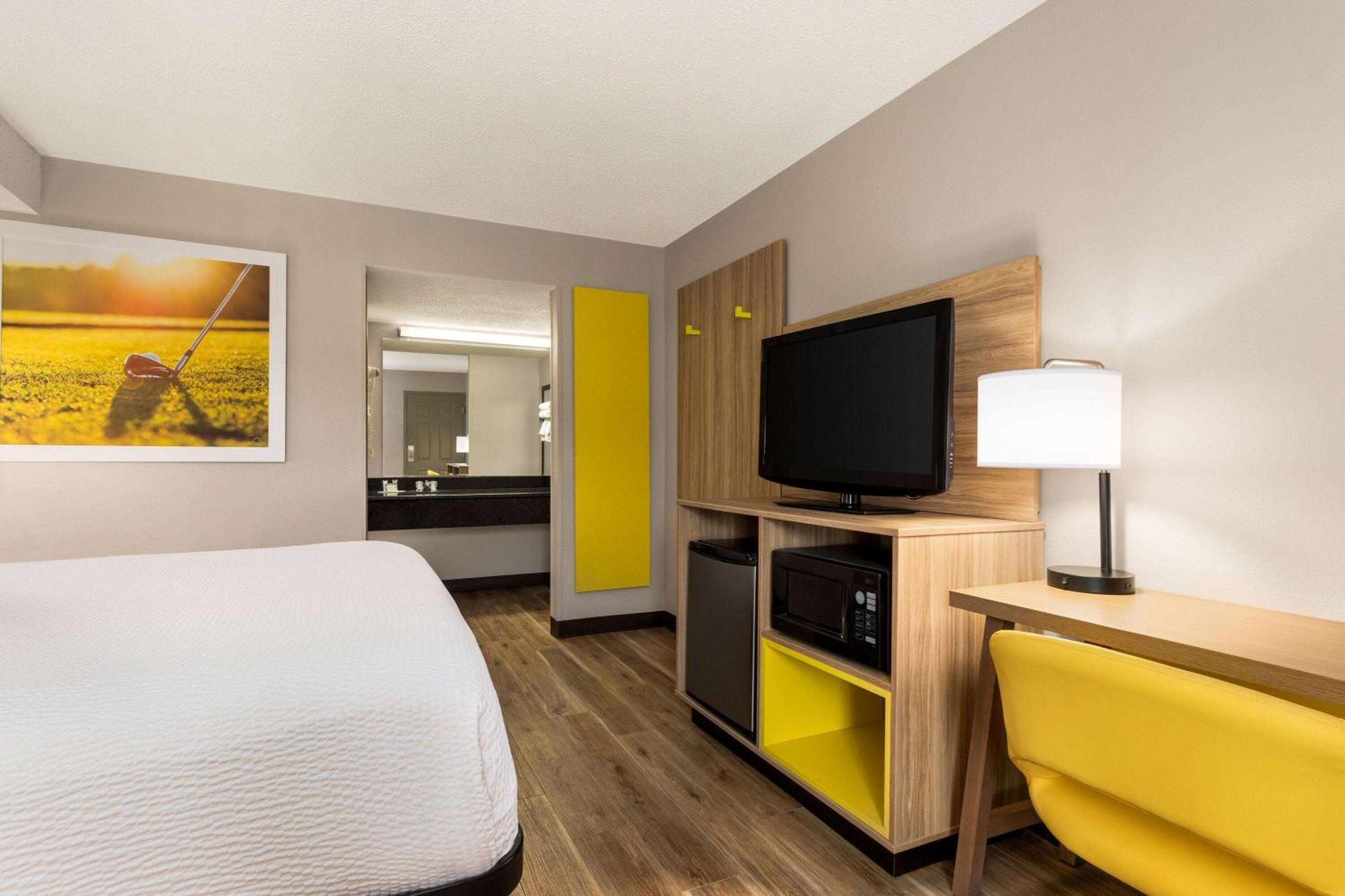 Days Inn By Wyndham Kuttawa/Eddyville Exterior photo