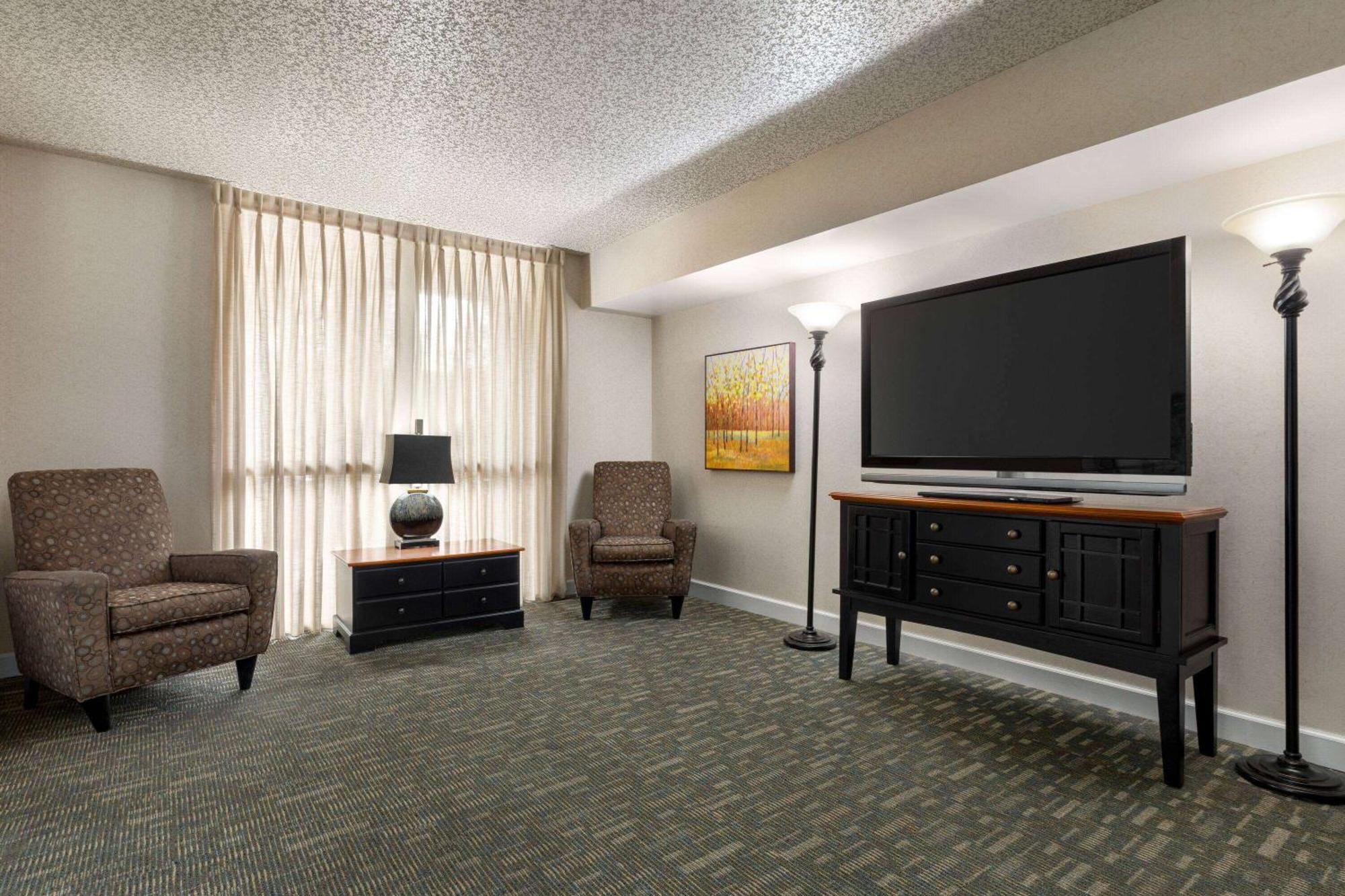 Days Inn By Wyndham Kuttawa/Eddyville Exterior photo